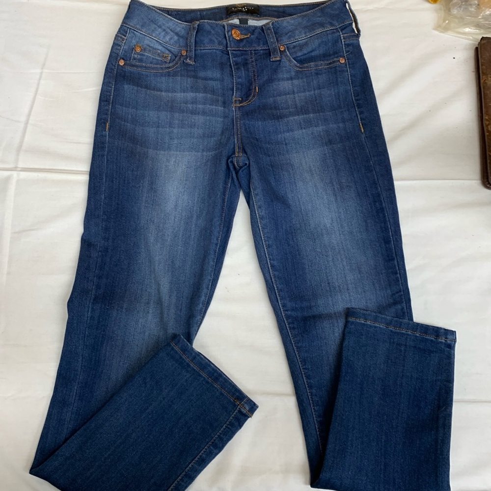 NWOT Junior Girls Jeggings